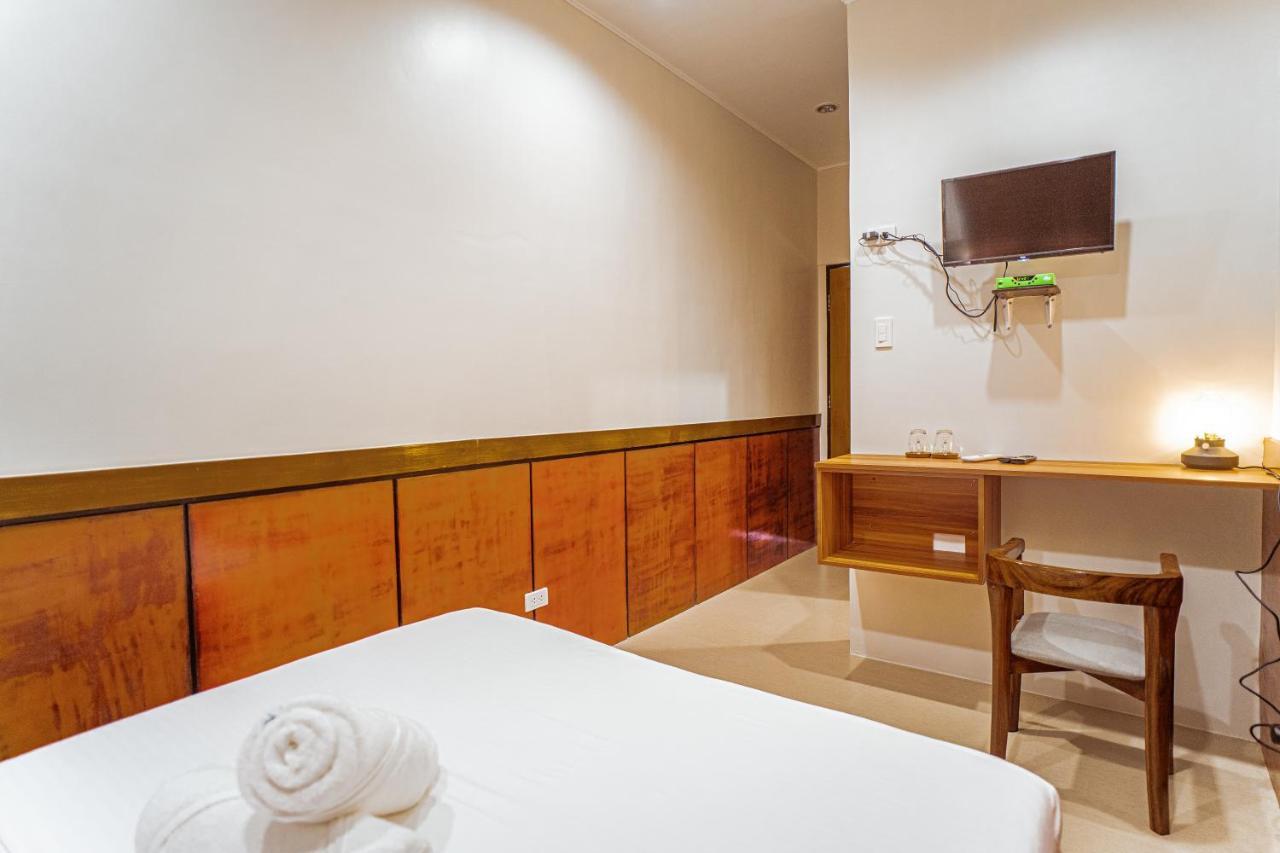 Marieli Suites Near Panglao International Airport Zewnętrze zdjęcie